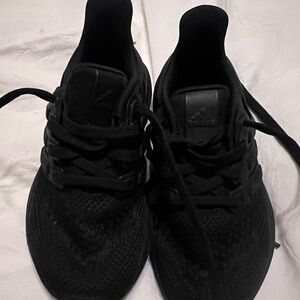 adidas kids Black solar boost